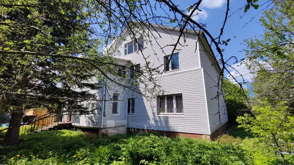 Дом в Московская область, Химки городской округ, д. Лугинино ул. ... - Фото 1