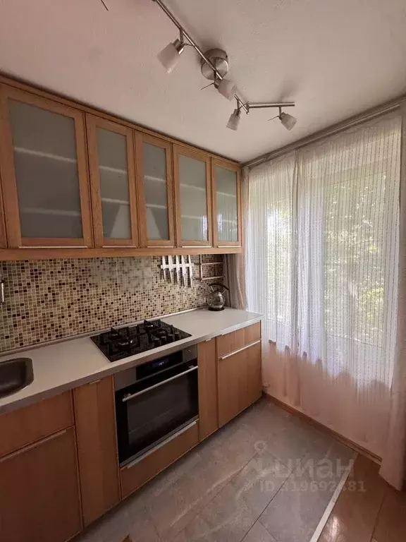 2-к кв. Москва ул. Петра Романова, 8 (45.0 м) - Фото 0