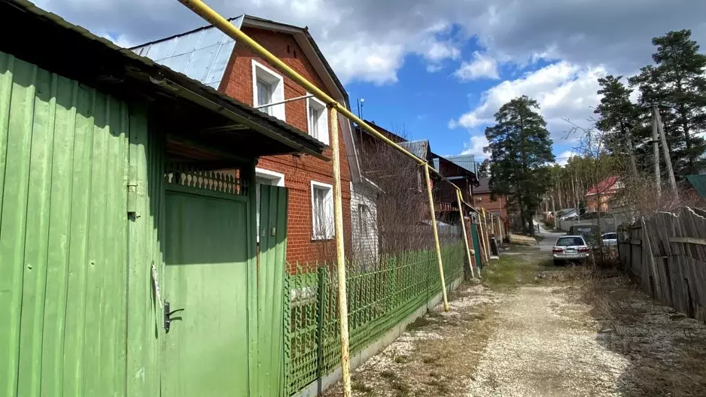 Дом в Свердловская область, Березовский ул. Маркова, 71 (92 м) - Фото 2