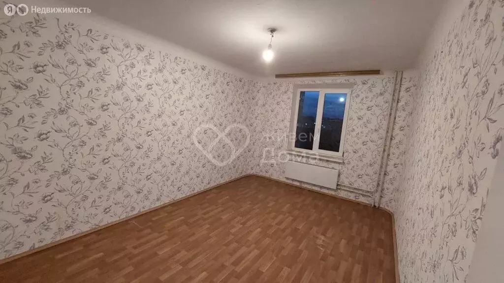 3-комнатная квартира: Волжский, улица Волжской Военной Флотилии, 64 ... - Фото 1