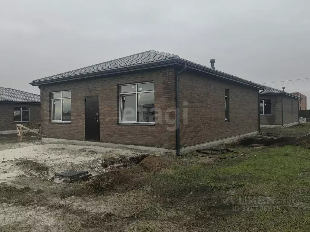 Дом в Ростовская область, Аксайский район, Щепкинское с/пос, пос. ... - Фото 1