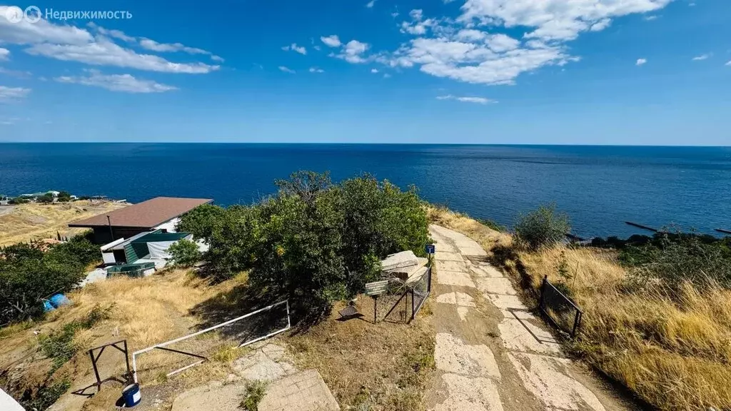 Участок в Республика Крым, муниципальный округ Алушта, посёлок ... - Фото 2