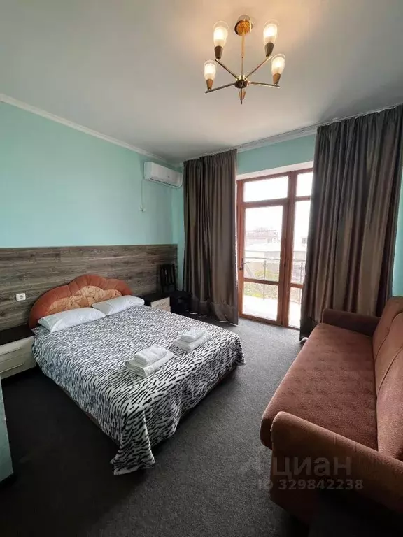 Комната Крым, Саки ул. Морская, 9А2А (25.0 м) - Фото 1