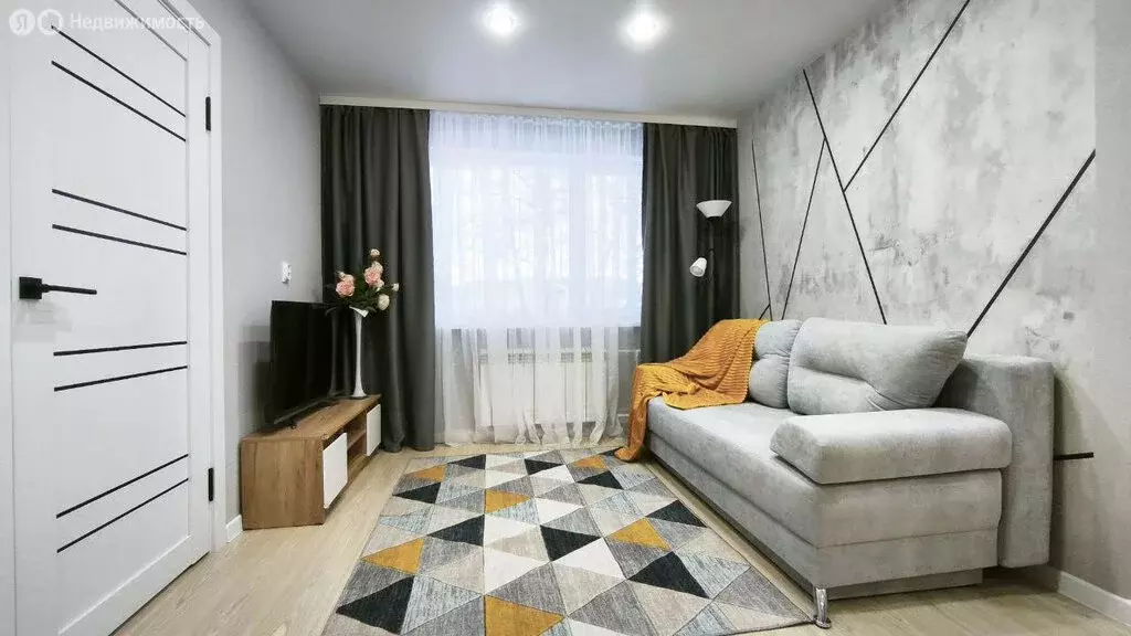 2-комнатная квартира: Киров, улица Защитников Отечества, 150 (44 м) - Фото 2