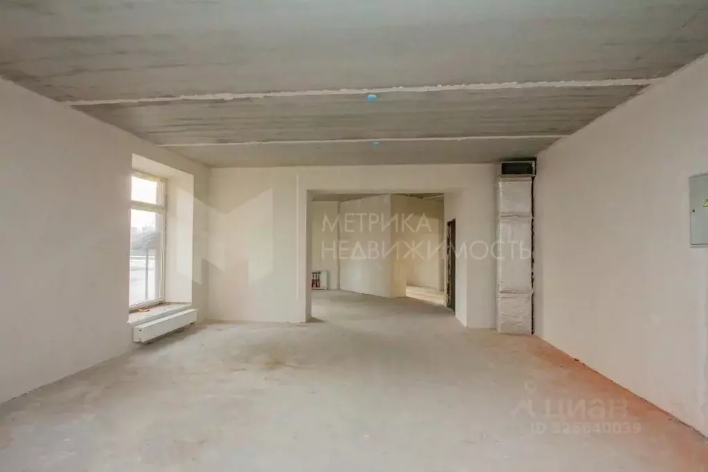 Помещение свободного назначения в Тюменская область, Тюмень ул. ... - Фото 1