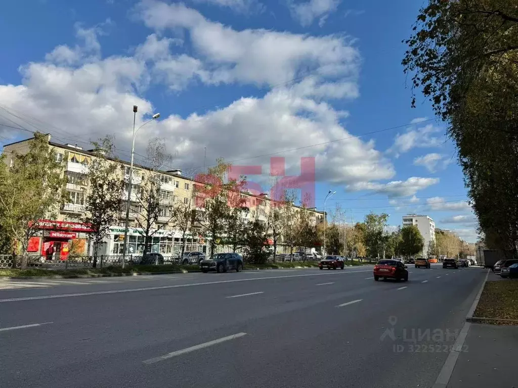 Торговая площадь в Свердловская область, Екатеринбург ул. Шаумяна, 100 ... - Фото 1