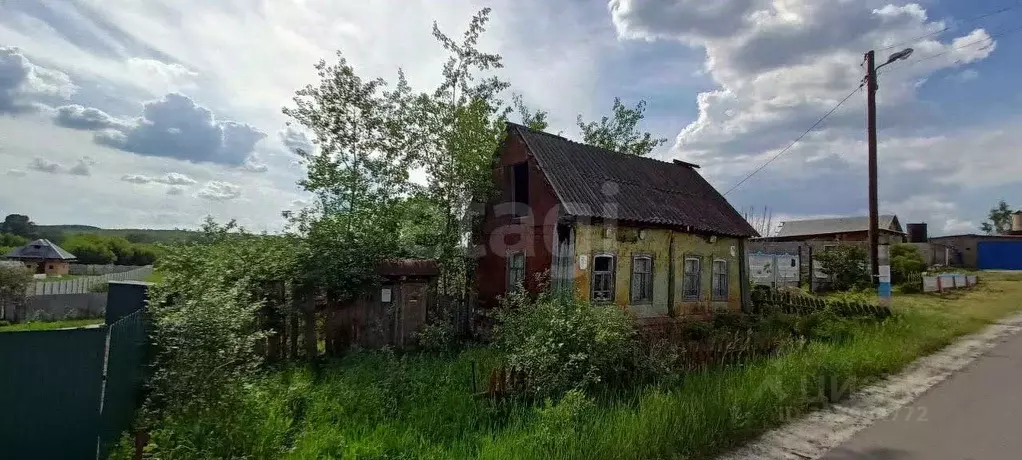 Участок в Белгородская область, Старооскольский городской округ, с. ... - Фото 1