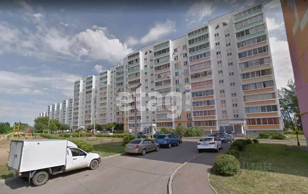 2-к кв. Татарстан, Набережные Челны ул. Ахметшина, 114 (63.0 м) - Фото 0