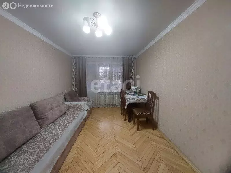 3-комнатная квартира: Нальчик, улица 2-й Таманской Дивизии, 468 (44 м) - Фото 2