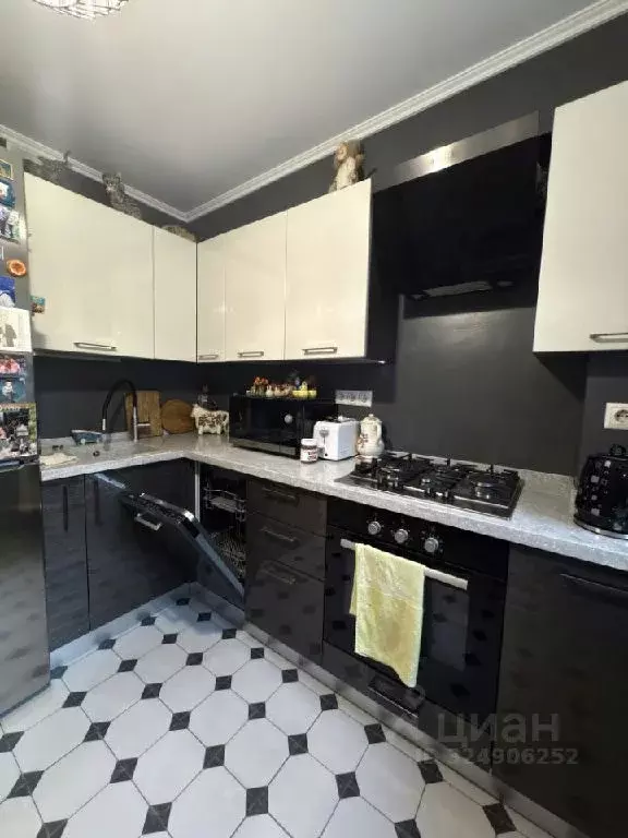 Продается 3-комнатная квартира - Фото 2