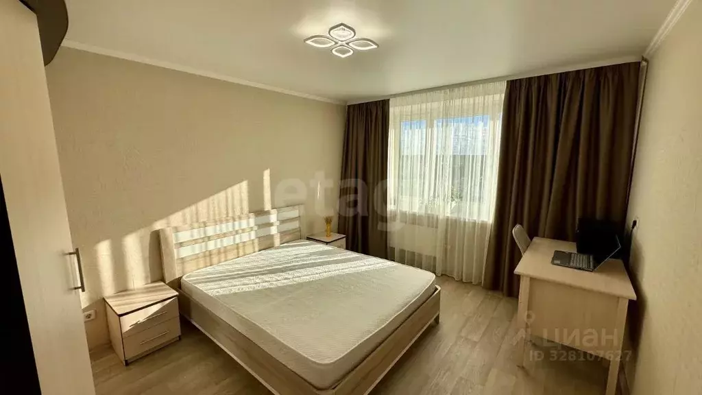 3-к кв. Тюменская область, Тюмень ул. Павла Шарова, 7 (86.8 м) - Фото 1