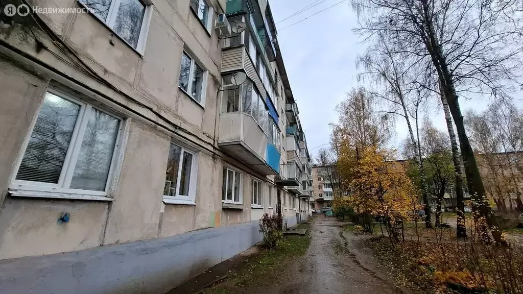 3-комнатная квартира: Торжок, Вокзальная улица, 24 (52.4 м) - Фото 2