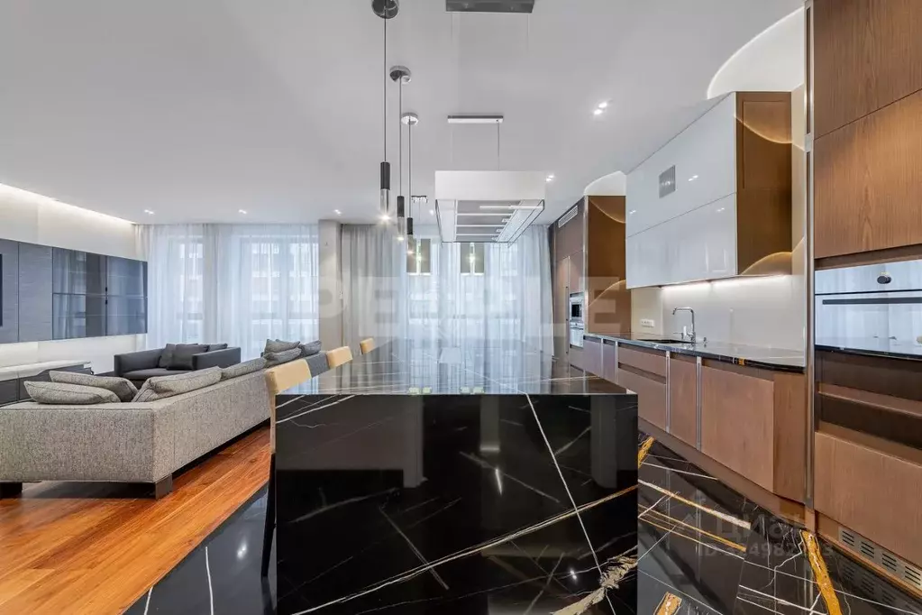 5-к кв. Москва Малая Пироговская ул., 8 (296.0 м) - Фото 1