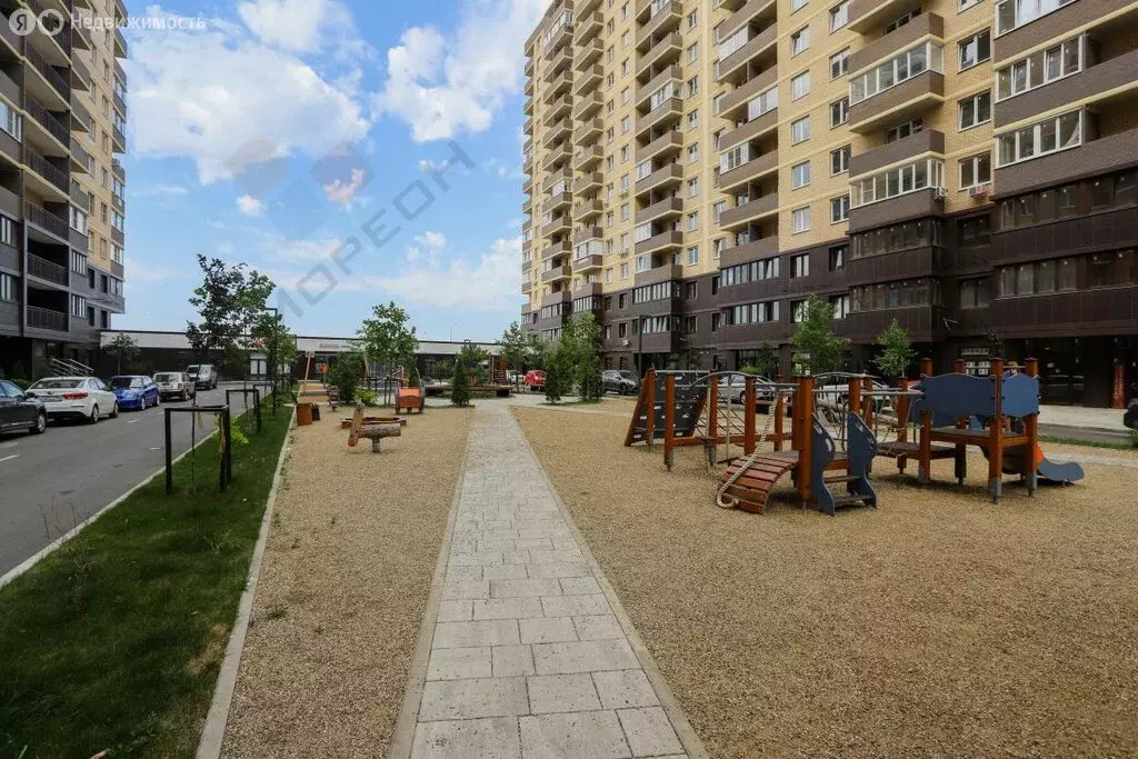 2-комнатная квартира: Краснодар, улица имени Героя Ростовского, 8к4 ... - Фото 1