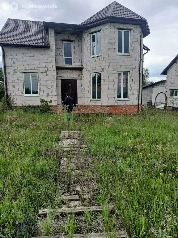 Дом в рабочий посёлок Разумное, Байкальская улица, 21 (200 м) - Фото 0