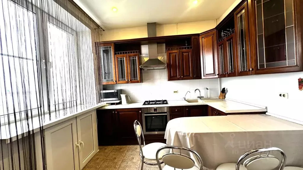 3-к кв. Волгоградская область, Волгоград ул. Маршала Чуйкова, 43 (76.2 ... - Фото 1