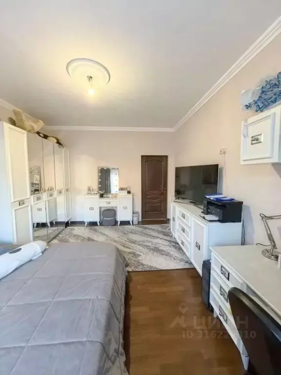 3-к кв. Краснодарский край, Геленджик Киевская ул., 46А (96.8 м) - Фото 0