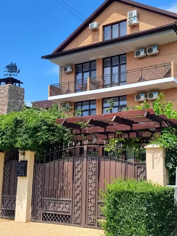 Дом в Краснодарский край, Геленджик городской округ, с. Кабардинка ... - Фото 1