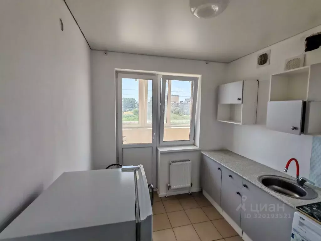 1-к кв. Адыгея, Тахтамукайский район, Старобжегокайское с/пос, Новая ... - Фото 2