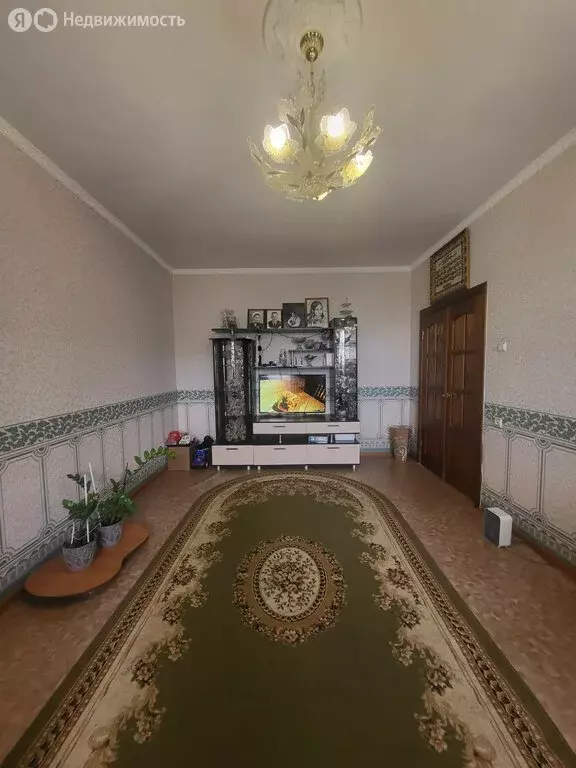 3-комнатная квартира: Астрахань, Жилая улица, 14 (74.4 м) - Фото 1