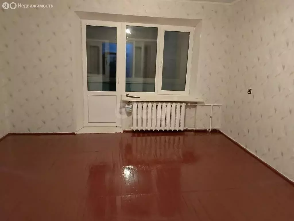4-комнатная квартира: посёлок городского типа Махнёво, Советская ... - Фото 1