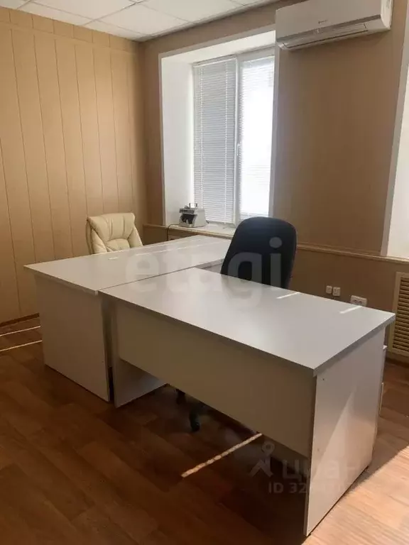 Офис в Саратовская область, Энгельс просп. Строителей, 56А (35 м) - Фото 1