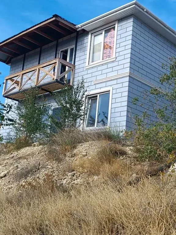 Дом в Севастополь ул. Коли Жартовского, 29 (100 м) - Фото 0