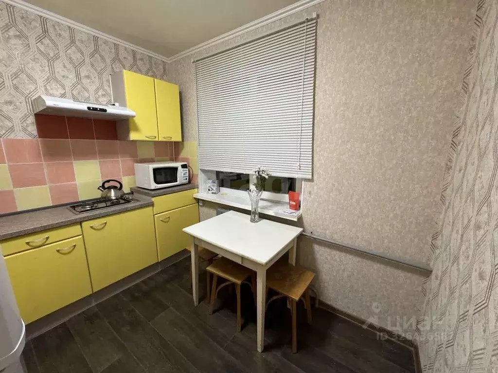 1-к кв. Вологодская область, Череповец просп. Победы, 185 (28.1 м) - Фото 2