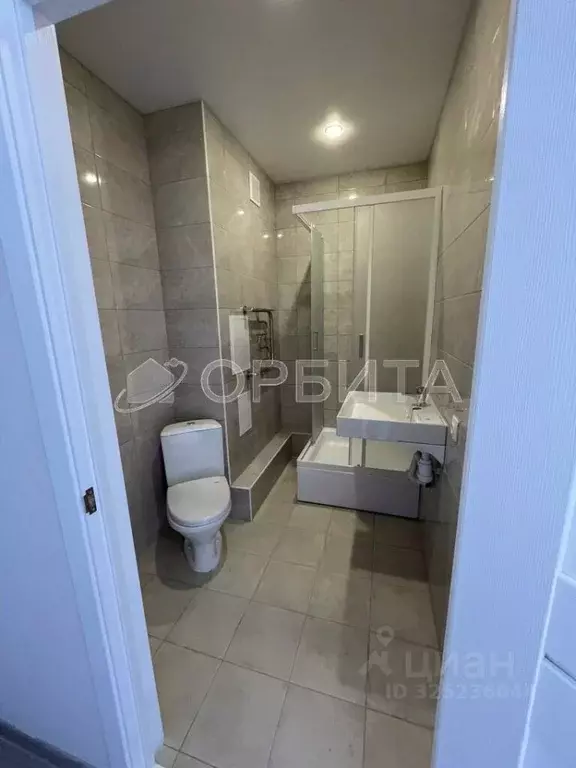 Студия Тюменская область, Тюмень ул. Краснооктябрьская, 16 (28.1 м) - Фото 1