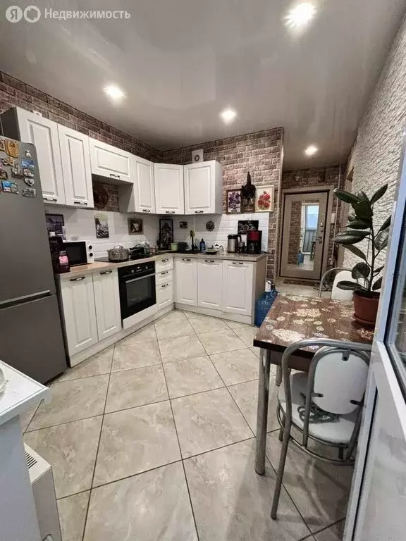 2-комнатная квартира: Нижний Новгород, улица Бориса Видяева, 15 (47.1 ... - Фото 0