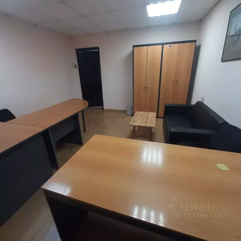 Офис в Северная Осетия, Владикавказ ул. Гадиева, 10А (18 м) - Фото 0