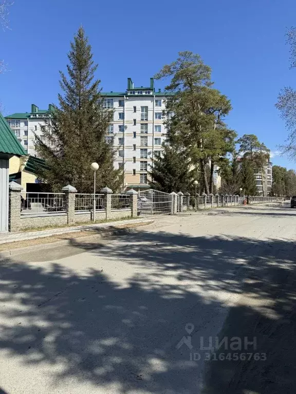 Коттедж в Алтайский край, Барнаул тракт Змеиногорский (600 м) - Фото 1