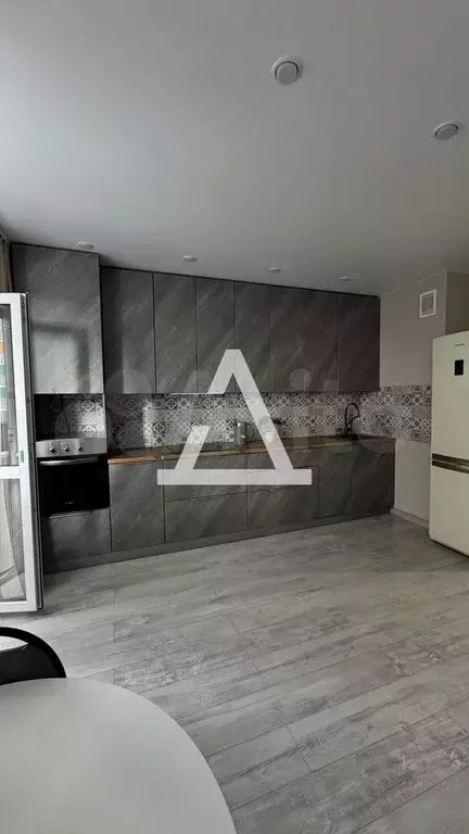 Квартира-студия, 42 м, 3/25 эт. - Фото 0