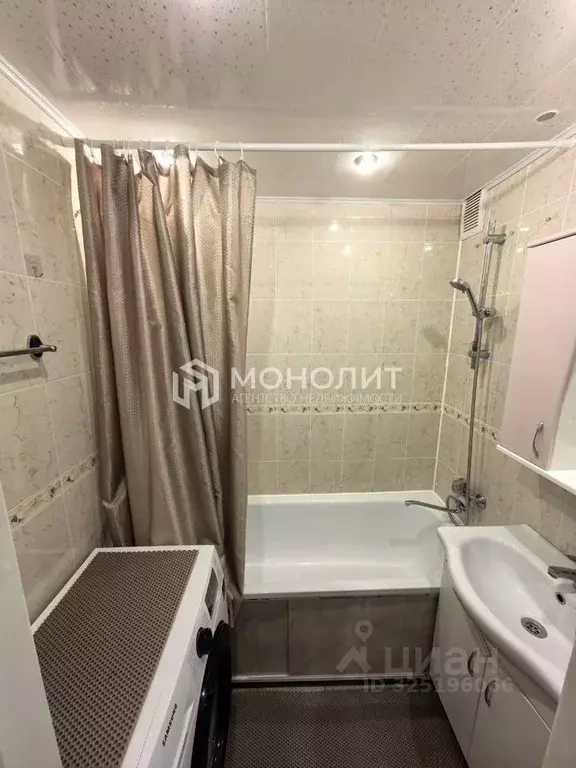 2-к кв. Белгородская область, Старый Оскол Северный мкр, 33 (53.0 м) - Фото 2