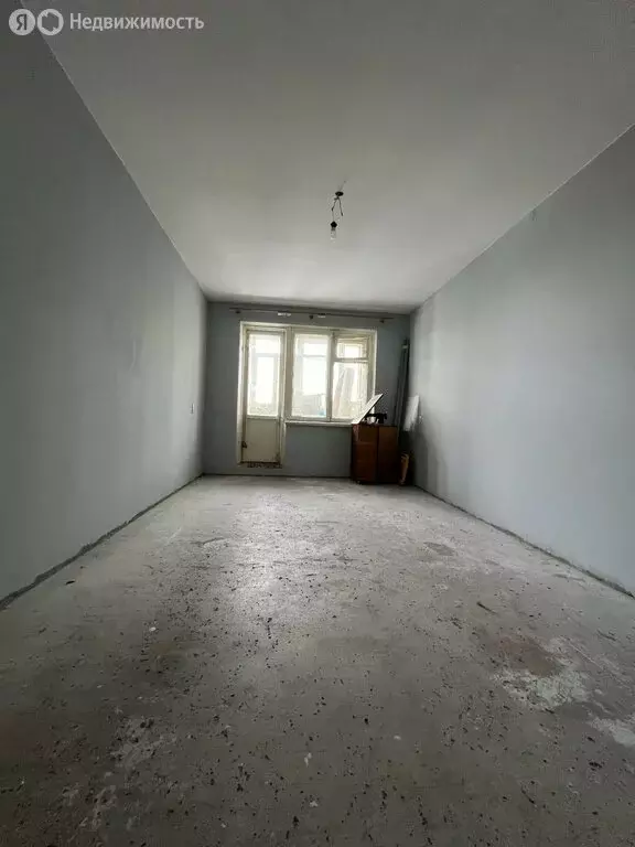 3-комнатная квартира: Пермь, улица Крисанова, 6 (60.7 м) - Фото 1