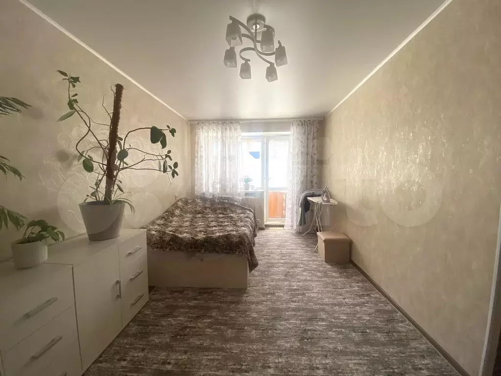 2-к. квартира, 40м, 5/5эт. - Фото 0