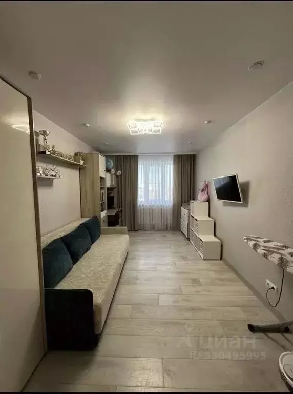 2-к кв. Крым, Феодосия ул. Анюнаса, 4 (40.5 м) - Фото 1