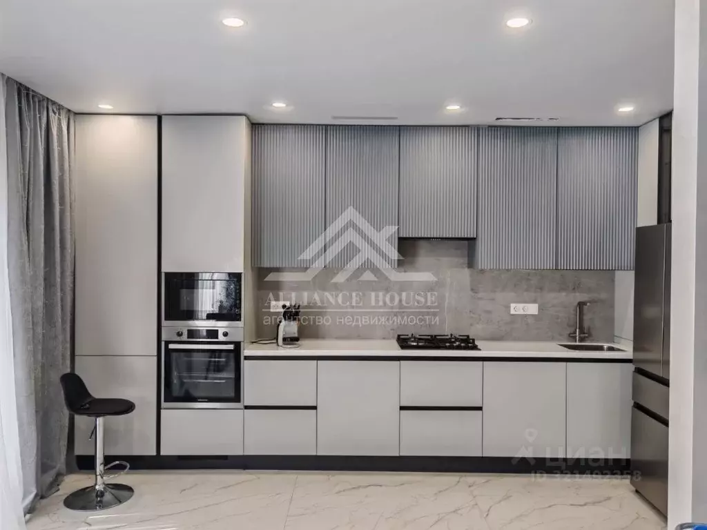 3-к кв. Татарстан, с. Высокая Гора ул. Рождественская, 10 (75.5 м) - Фото 1