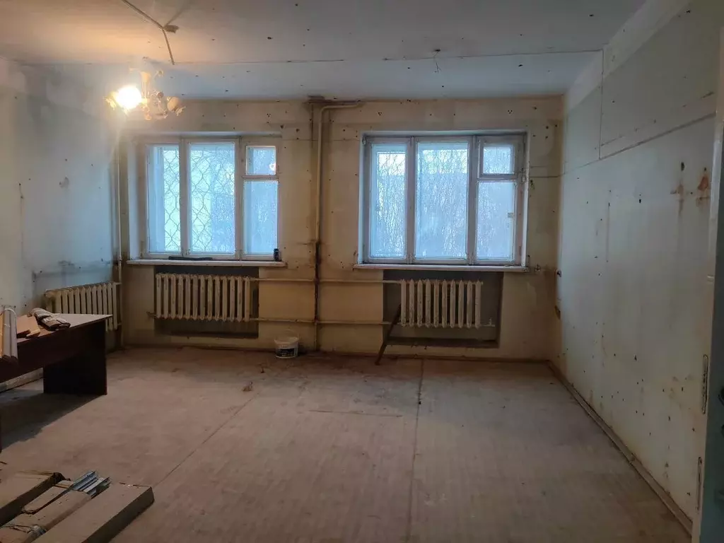 Помещение свободного назначения в Свердловская область, Краснотурьинск ... - Фото 1