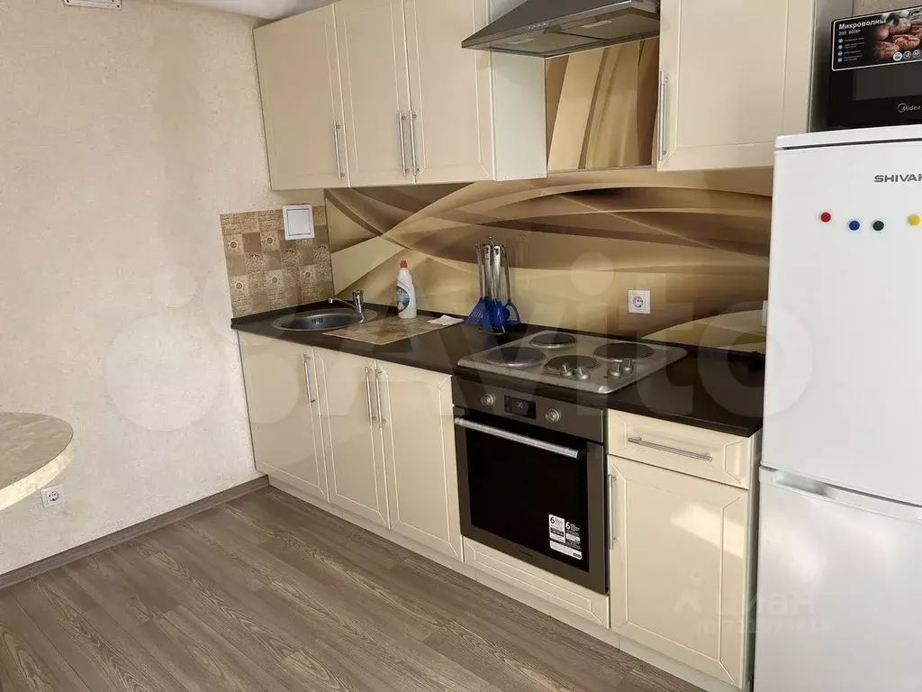 1-к кв. Татарстан, Казань ул. Рауиса Гареева, 100 (35.0 м) - Фото 1