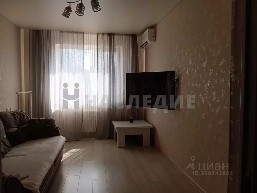 1-к кв. Ростовская область, Каменск-Шахтинский ул. Ворошилова (40.0 м) - Фото 1