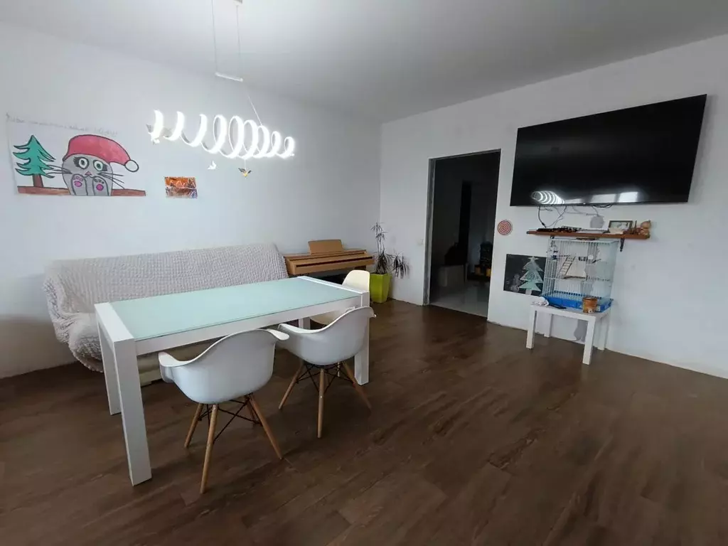 Продаётся 2-к квартира, 109.1 м - Фото 0