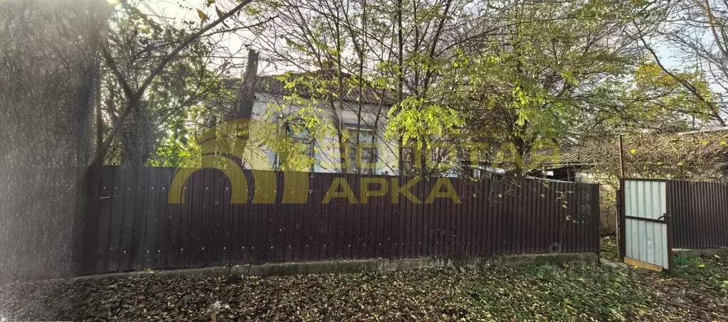 Дом в Краснодарский край, Крымский район, Варениковская ст-ца ул. ... - Фото 1