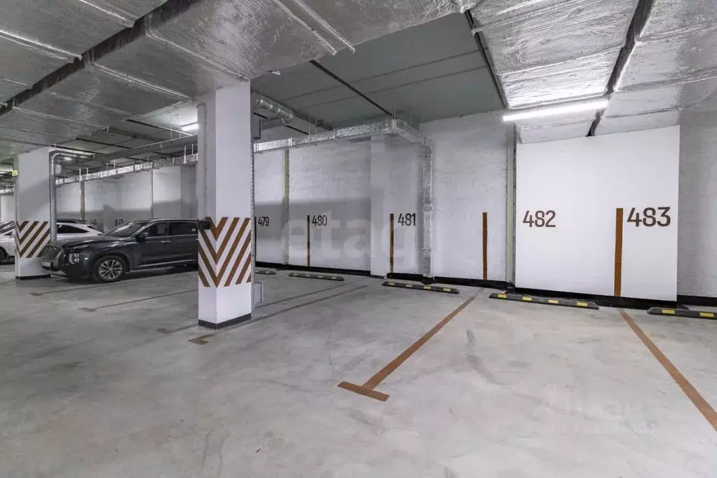 Гараж в Тюменская область, Тюмень ул. Тимофея Чаркова, 89 (13 м) - Фото 1