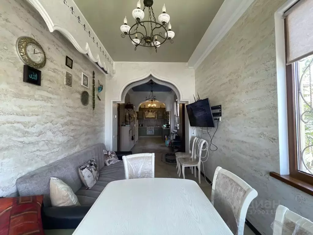 Дом в Крым, Алушта ул. Костычева, 4 (278 м) - Фото 1