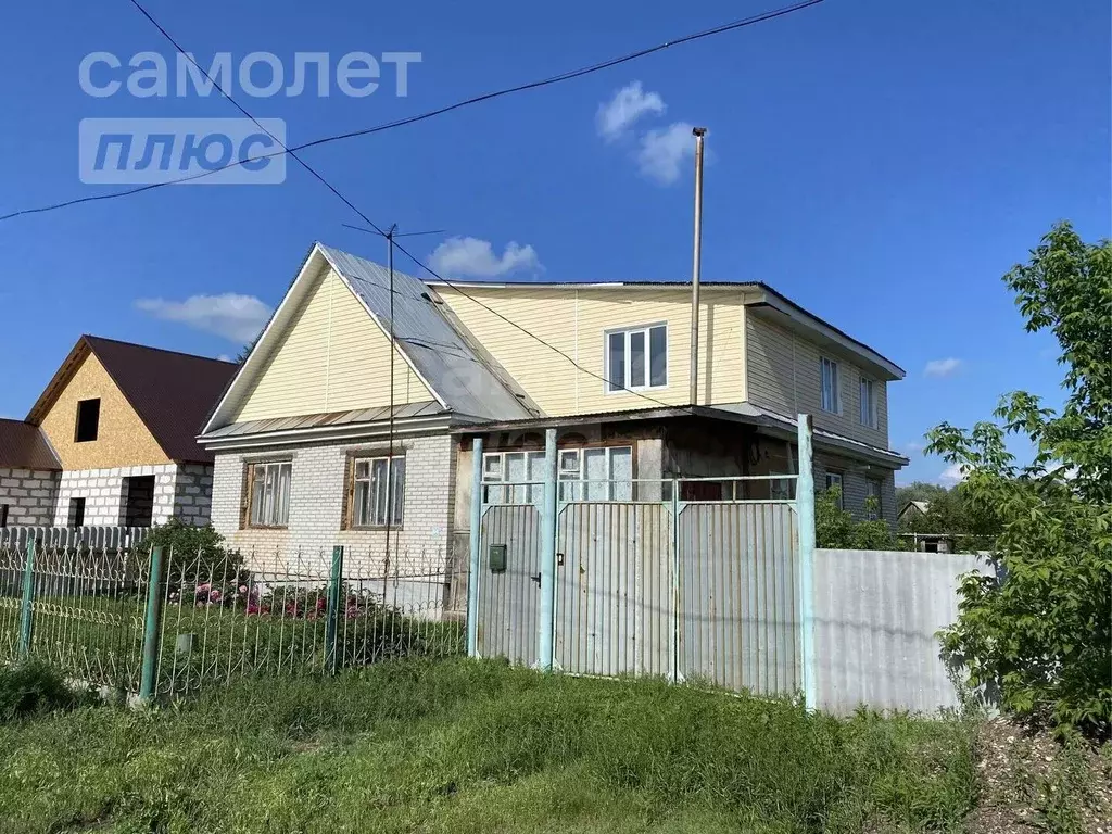 Дом в Оренбургская область, пос. Саракташ ул. Маяковского, 64 (141 м) - Фото 0