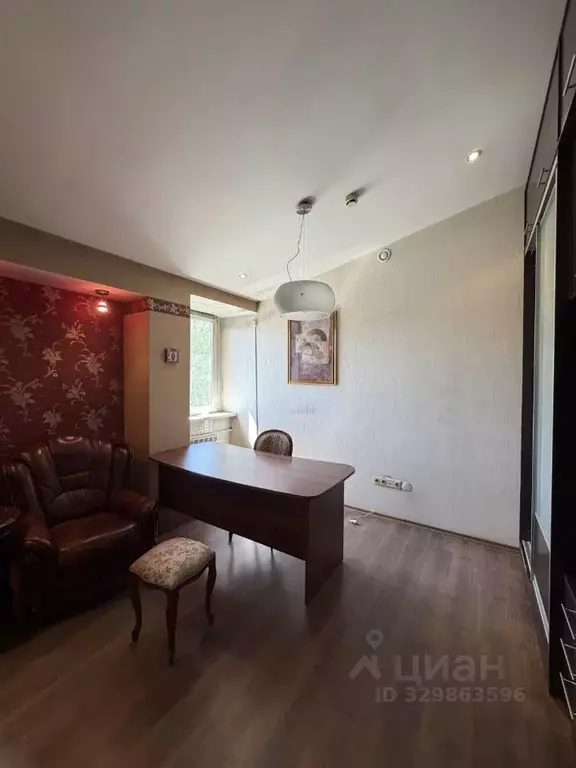 Офис в Алтайский край, Барнаул просп. Строителей, 16 (90 м) - Фото 2