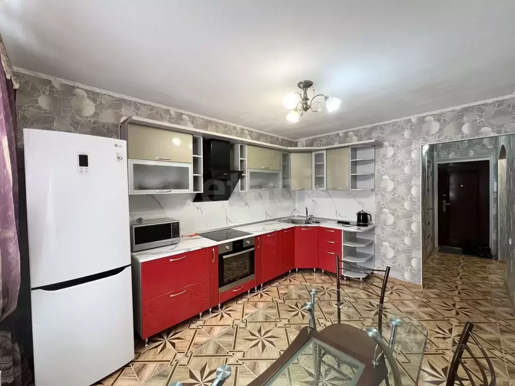 2-к кв. Тюменская область, Тюмень Широтная ул., 136к1 (67.0 м) - Фото 1