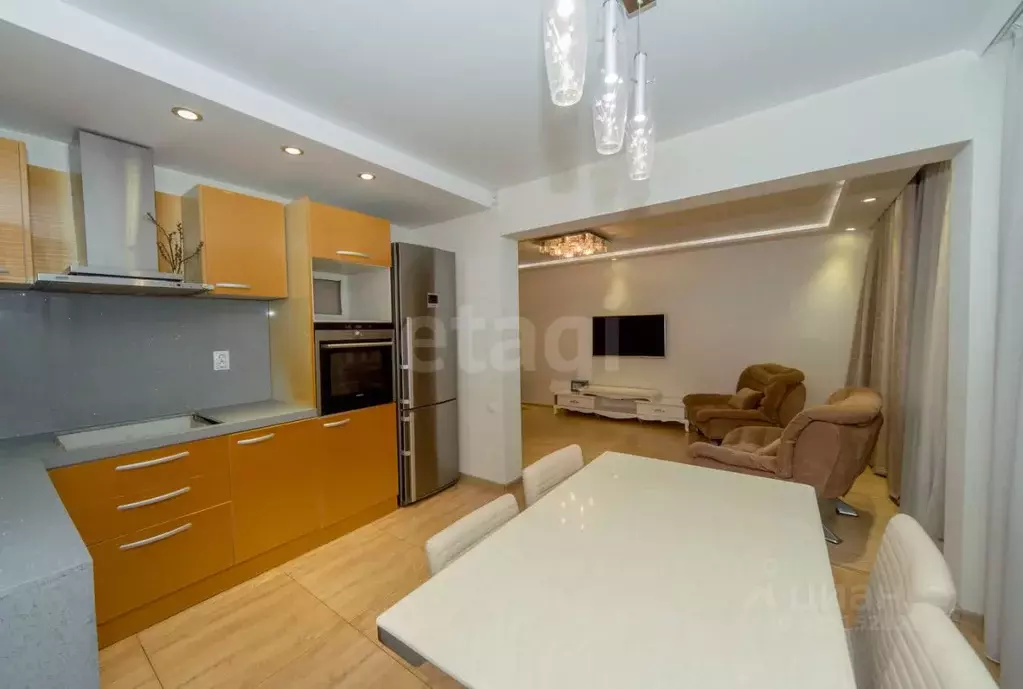 3-к кв. Алтайский край, Бийск ул. Льнокомбинат, 11/1 (80.2 м) - Фото 1