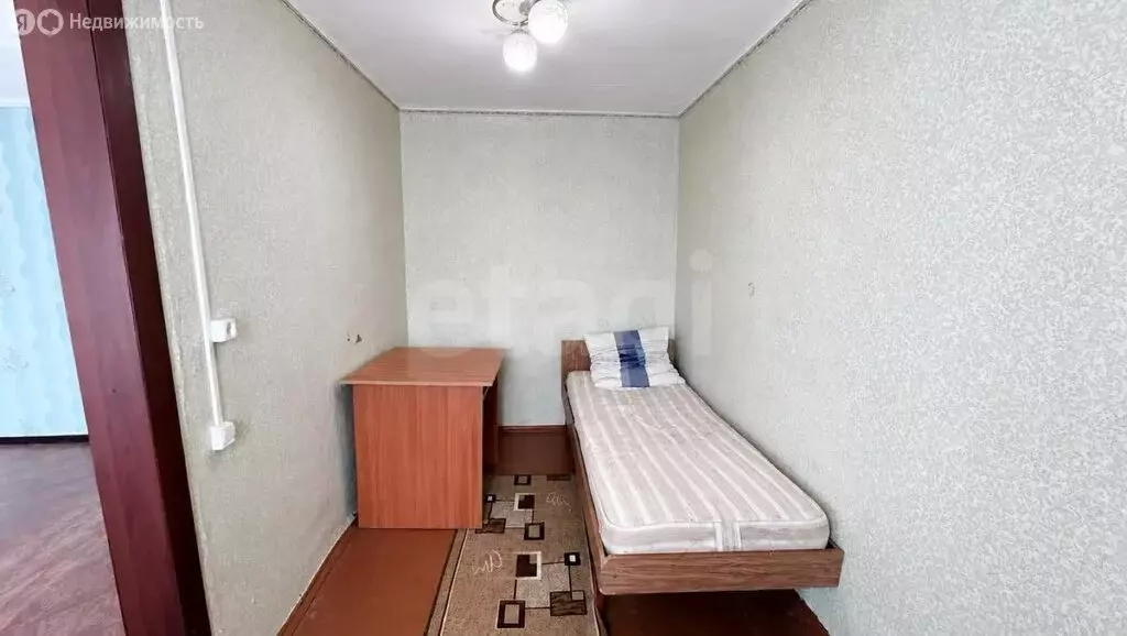 2-комнатная квартира: Бирск, улица Фрунзе, 28Б (29 м) - Фото 1